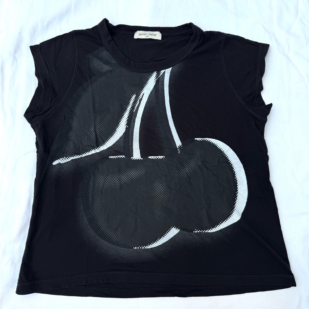 IBlack Cherry Graphic Tee